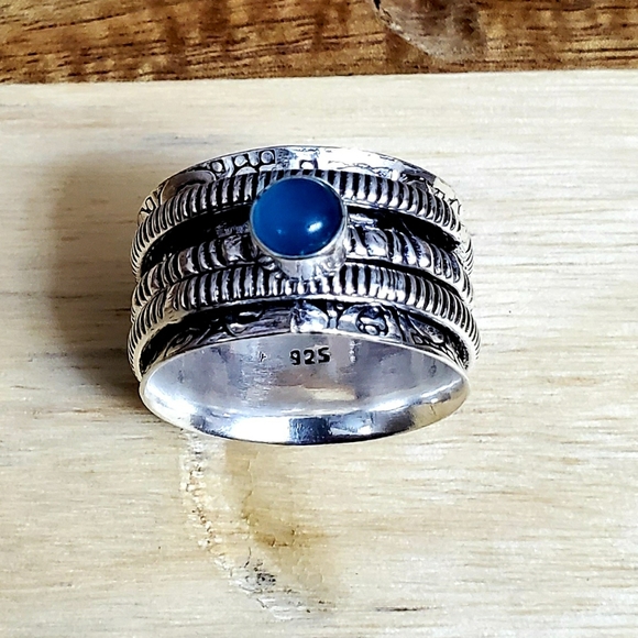 New Chalcedony 925 Silver Spinner Meditation Ring. - Picture 6 of 7